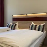 Hotel-gasthof Floetzinger Braeu 3*