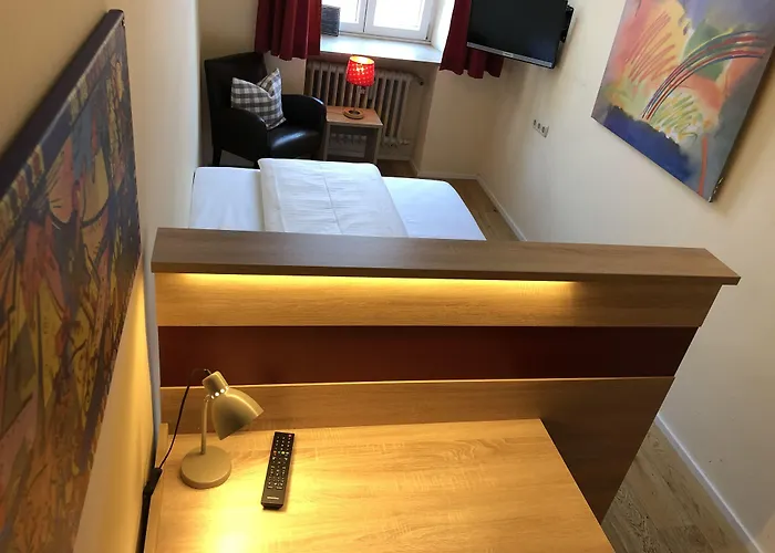 Hotel-gasthof Floetzinger Braeu מלון 3*