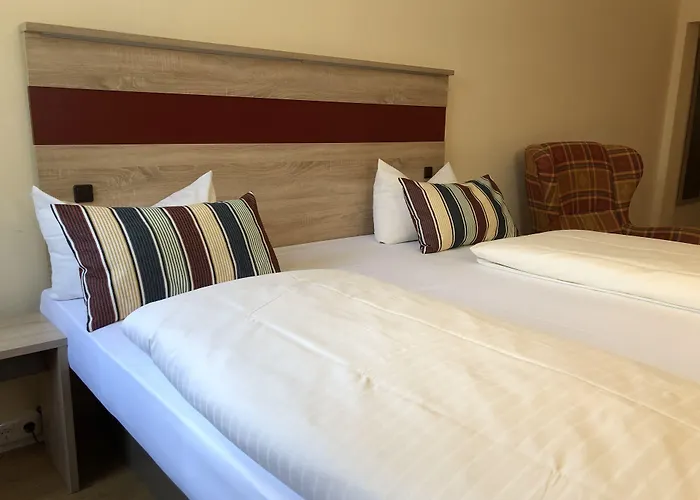 Hotel-gasthof Floetzinger Braeu מלון רוזנהיים