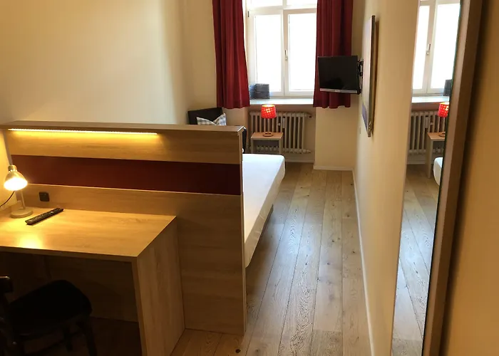 Hotel-gasthof Floetzinger Braeu מלון רוזנהיים