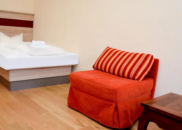 Hotel-gasthof Floetzinger Braeu מלון 3*