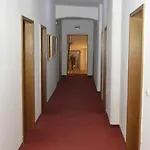 Hotel-gasthof Floetzinger Braeu Розенхайм