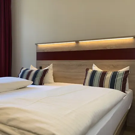 Hotel-gasthof Flötzinger Bräu 3*