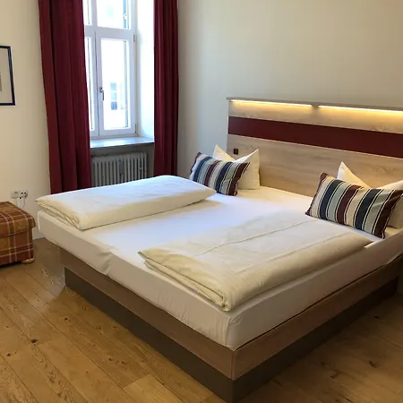 Hotel-gasthof Floetzinger Braeu Отель 3*