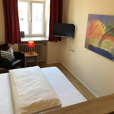 Hotel-gasthof Floetzinger Braeu ホテル ローゼンハイム