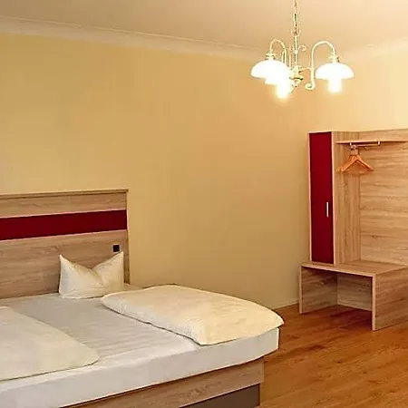Hotel-gasthof Floetzinger Braeu
