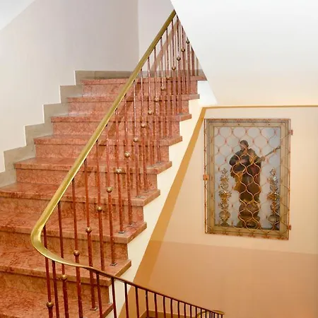 Hotel-gasthof Floetzinger Braeu 3*