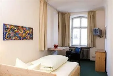 Hotel-gasthof Floetzinger Braeu