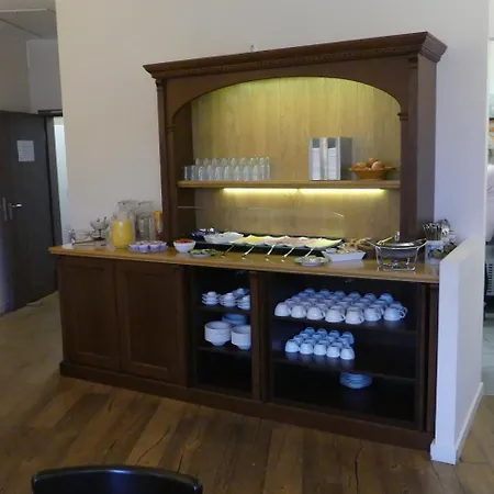 Hotel-gasthof Floetzinger Braeu Отель